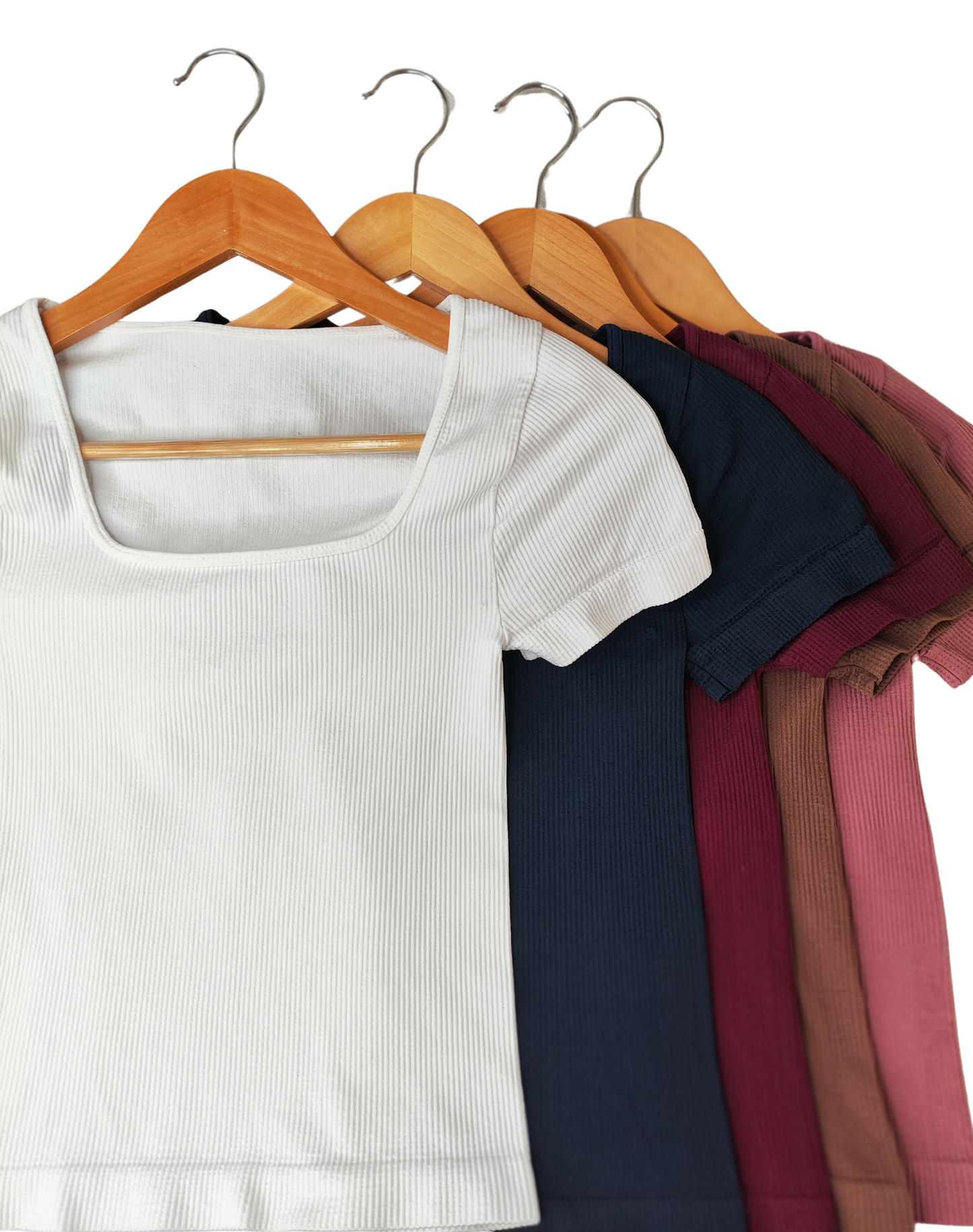 BLUSA ACANALADA CON ESCOTE CUADRADO