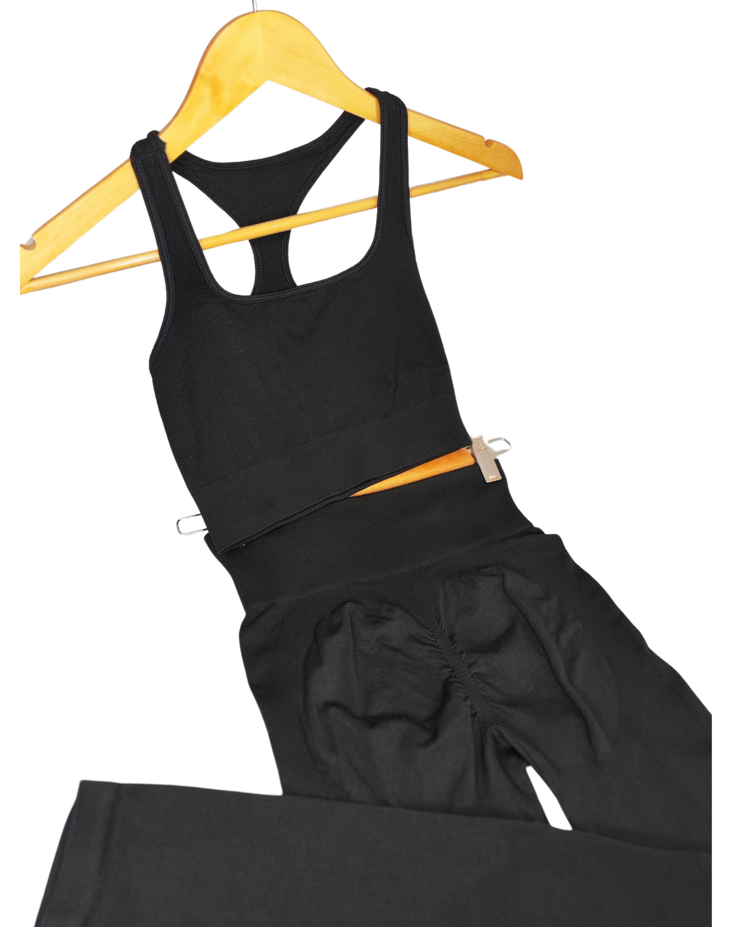 CONJUNTO ACANALADO LEGGING DETALLE V + TOP