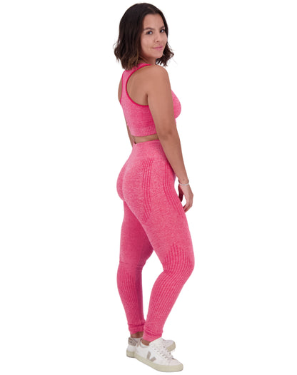 Conjunto deportivo de tres piezas estilo puntos