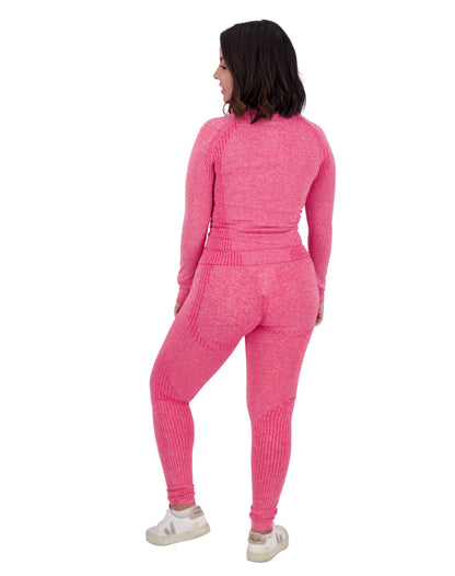 Conjunto deportivo de tres piezas estilo puntos