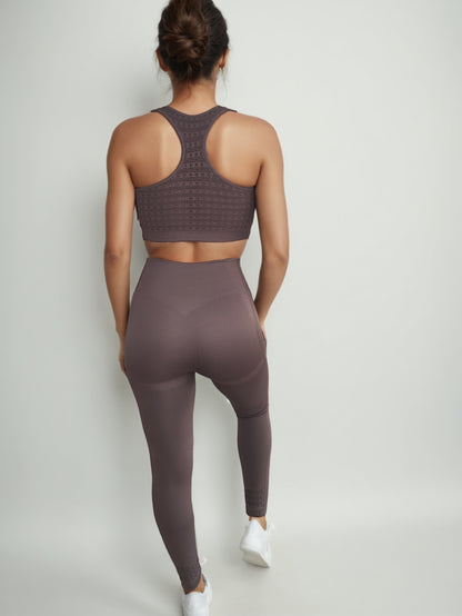 CONJUNTO PERFORADO LEGGING + TOP