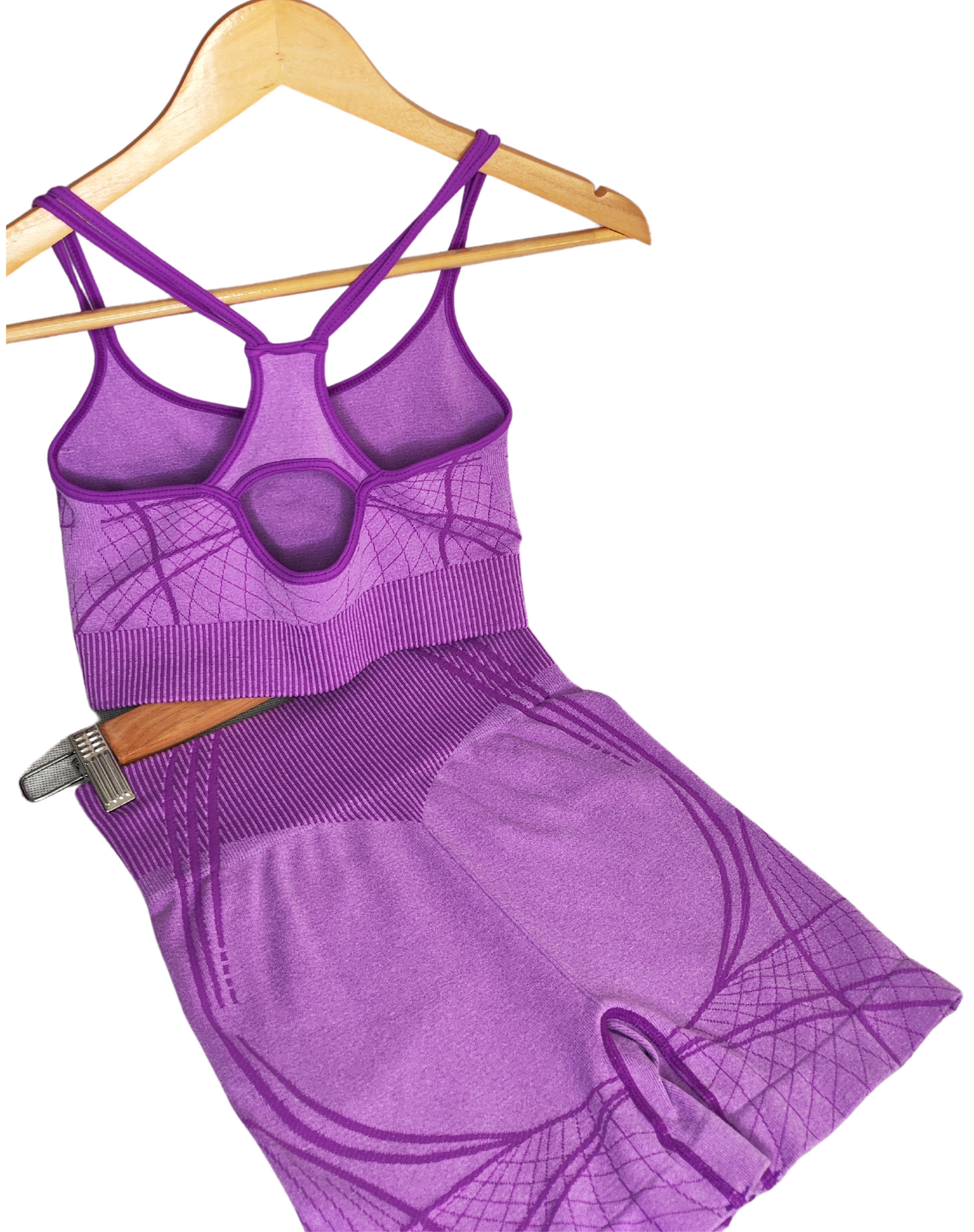 CONJUNTO TRAZADO SHORT CORTO + TOP DOBLE TIRANTE