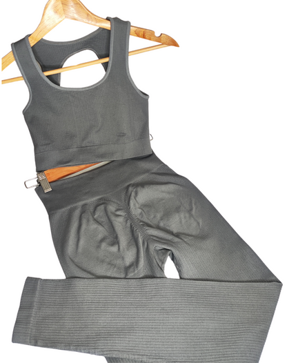 CONJUNTO LINEAS LEGGING + TOP