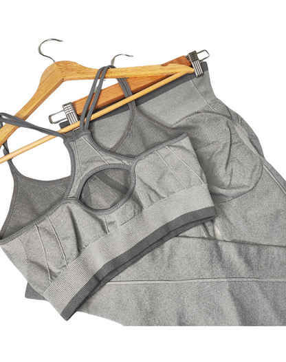 CONJUNTO BOMBA BICOLOR LEGGING + TOP TIRANTE