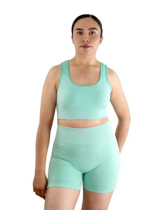 CONJUNTO SHORT CORTO FRANJAS + TOP CON ABERTURA