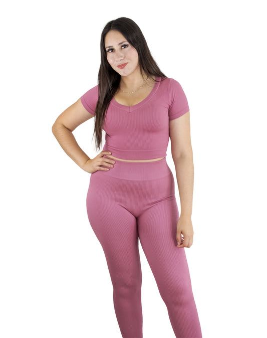 CONJUNTO RIB LEGGING SIN PUSH UP + CROP TOP